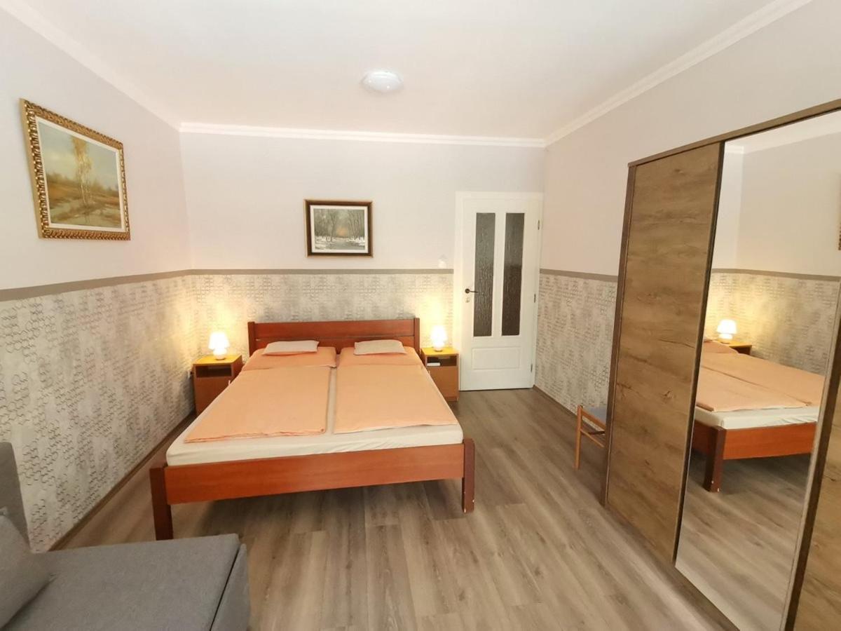 Carpe Diem Apartment Hajdúszoboszló Esterno foto