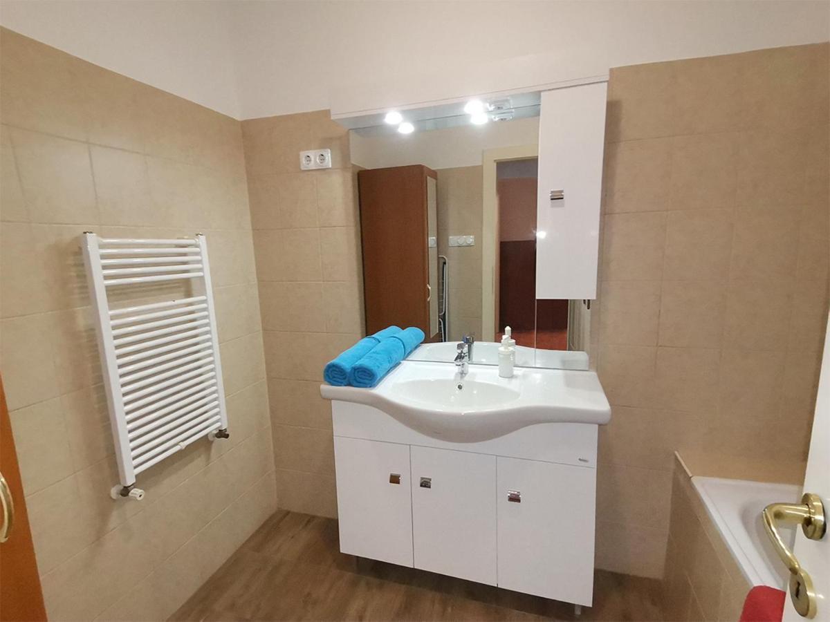 Carpe Diem Apartment Hajdúszoboszló Esterno foto