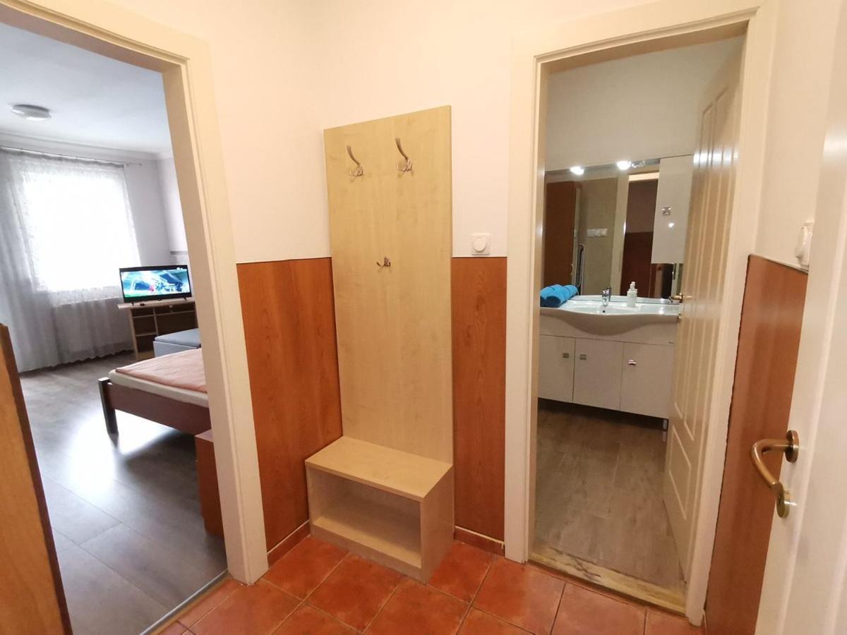 Carpe Diem Apartment Hajdúszoboszló Esterno foto