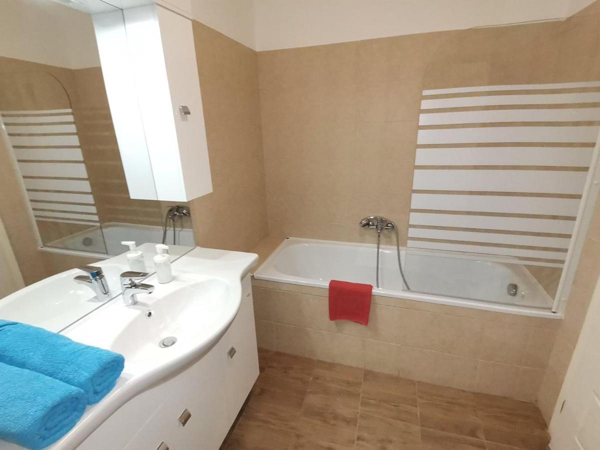 Carpe Diem Apartment Hajdúszoboszló Esterno foto