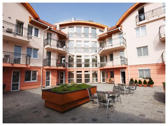 Carpe Diem Apartment Hajdúszoboszló Esterno foto