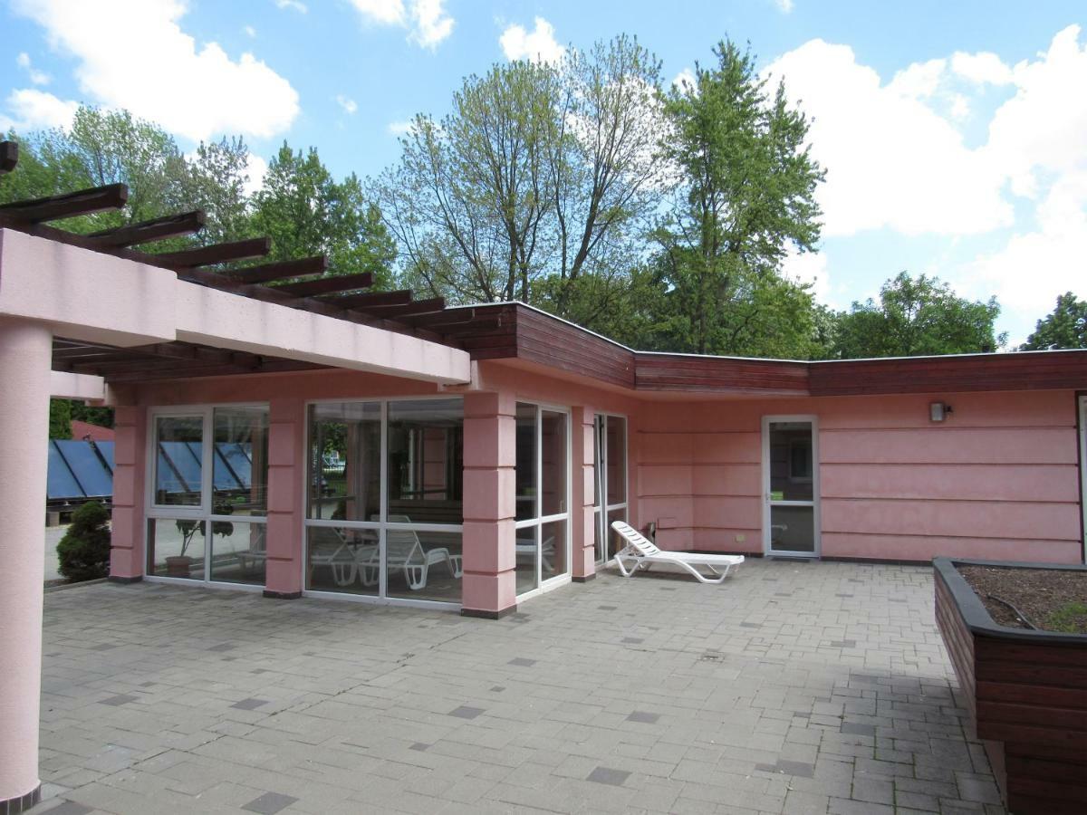 Carpe Diem Apartment Hajdúszoboszló Esterno foto